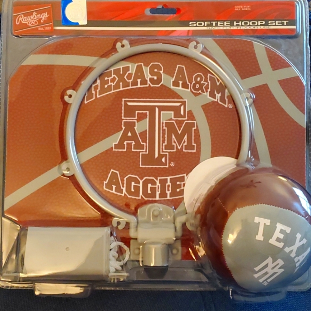 NWOT Rawlings Hoop Set Texas A&M